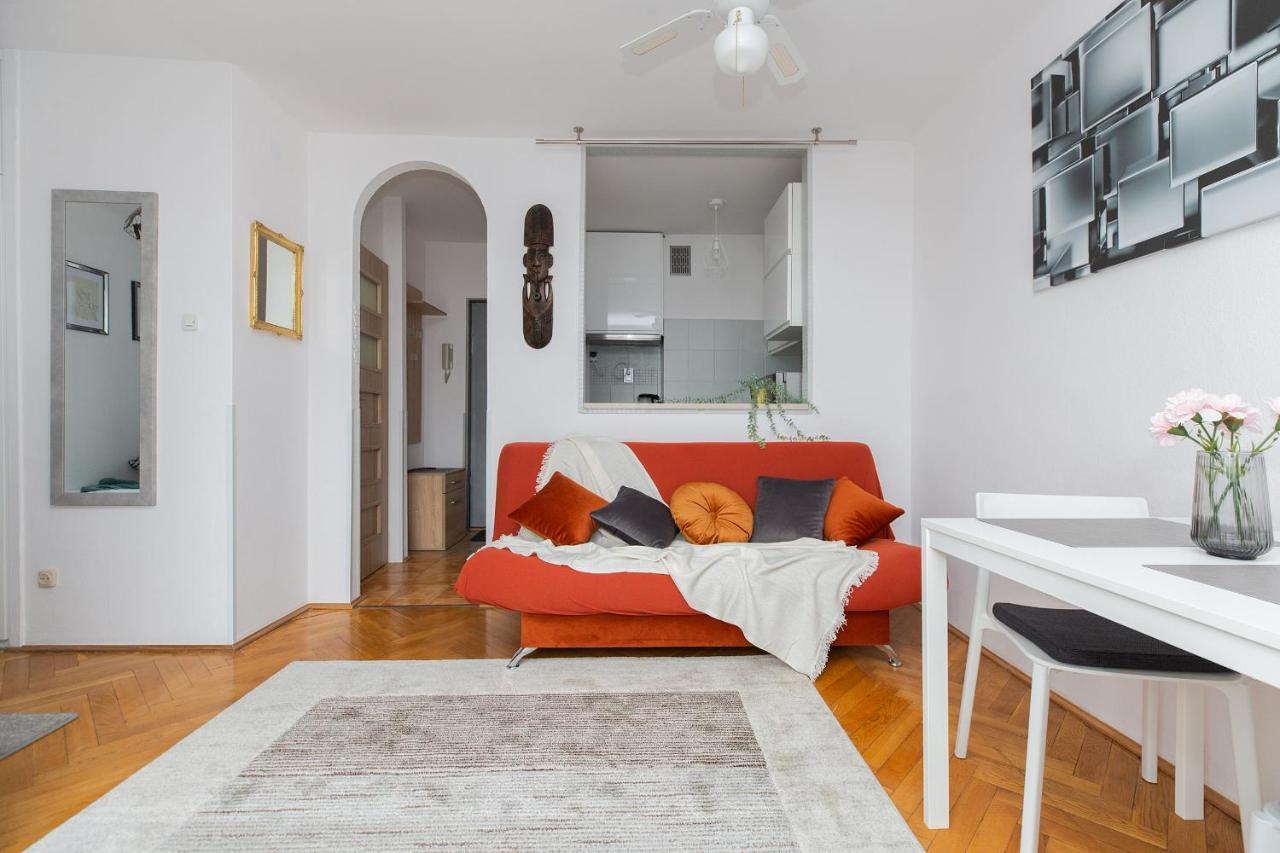 Apartment Shortstaypoland Chlodna Warschau